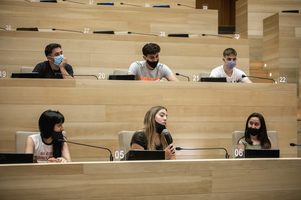 Alumnos de Italó participaron de una visita educativa en la Legislatura