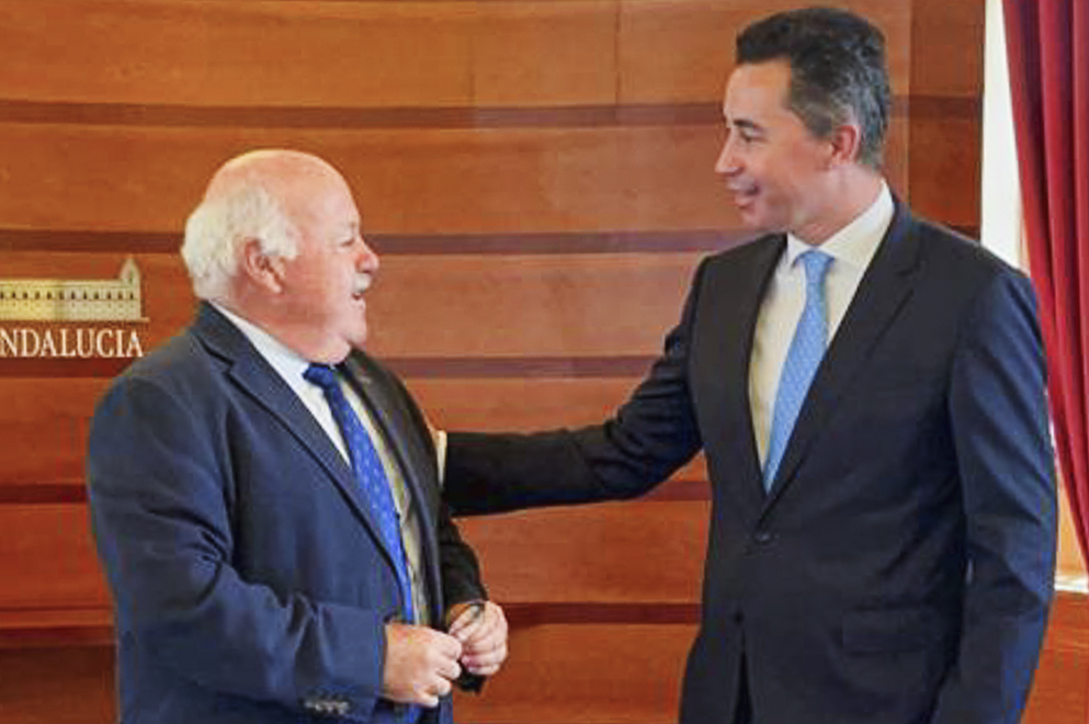 Manuel Calvo fue recibido por el presidente del parlamento de Andalucía