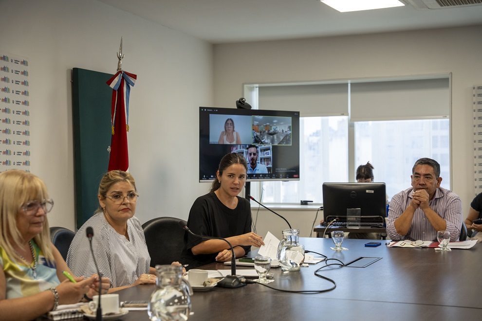 Aprobaron convenio sobre el envío de fondos de la Nación a la Caja de ...