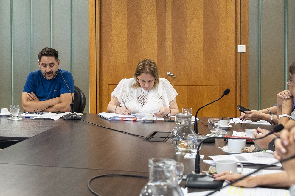 Aprobaron convenio sobre el envío de fondos de la Nación a la Caja de ...