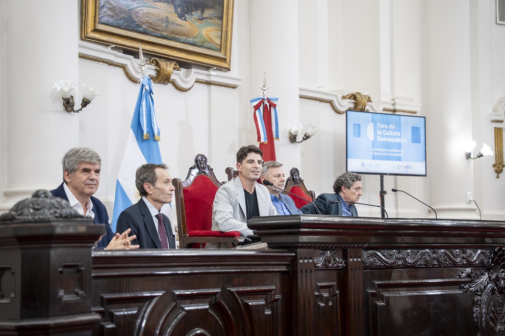 La Legislatura Histórica fue sede del Foro de la Cultura Democrática ...