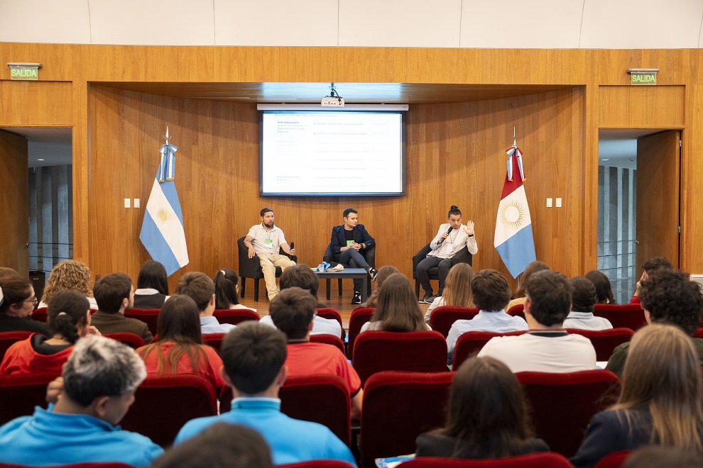La Escuela Debate_57