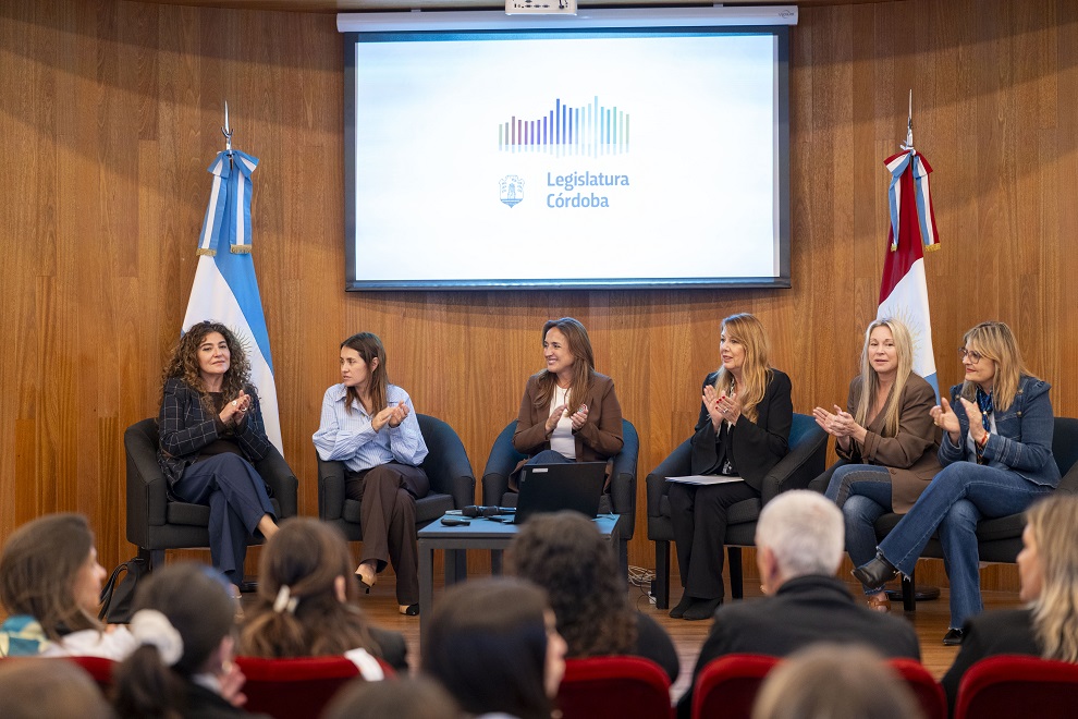 27-10-2026 Jornada de debate e intercambio técnico Entornos digitales libres de violencia (4)